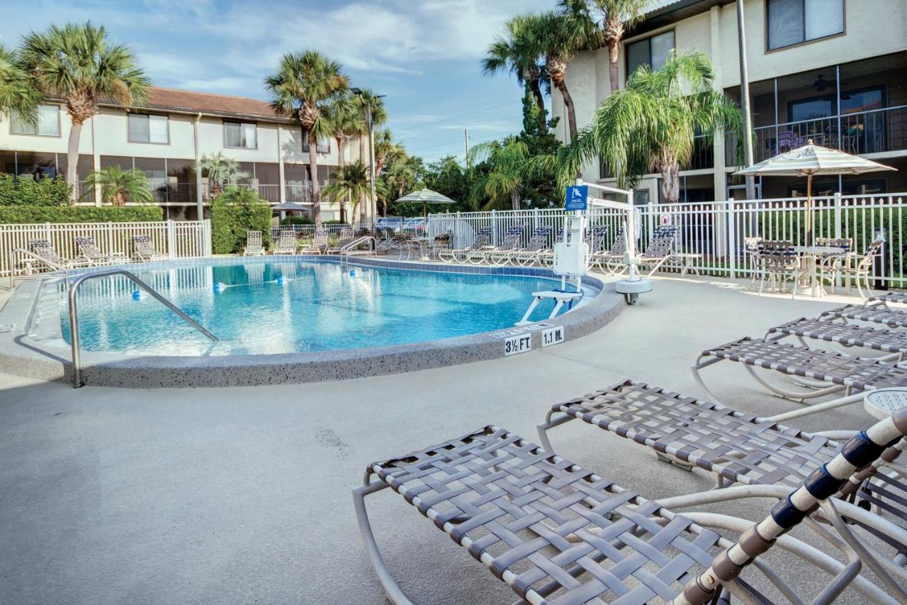 Club Wyndham Orlando International Hotel Exterior photo